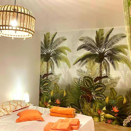 Villa Les Nereides Le Moule Exteriör bild