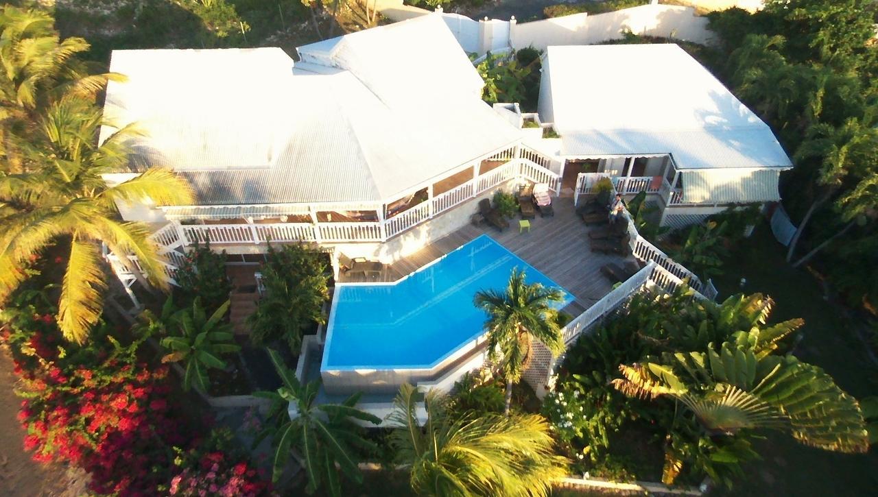 Villa Les Nereides Le Moule Exteriör bild